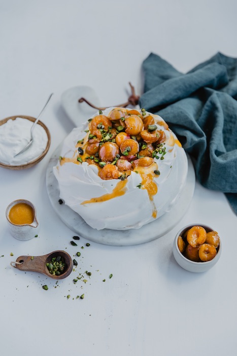 recette de Pavlova pistaches et mirabelles