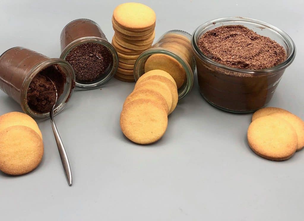 recette de Mousse au chocolat et sablés vanille