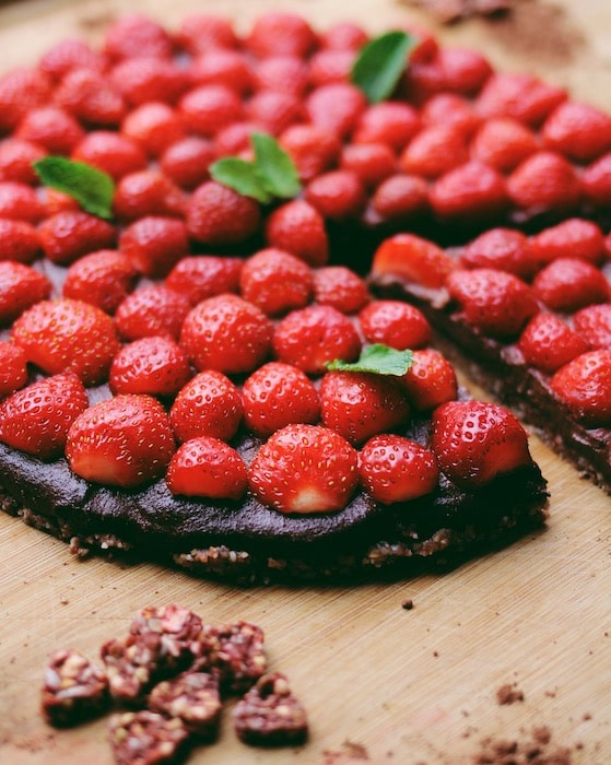 recette de La tarte crue fraises-cacao
