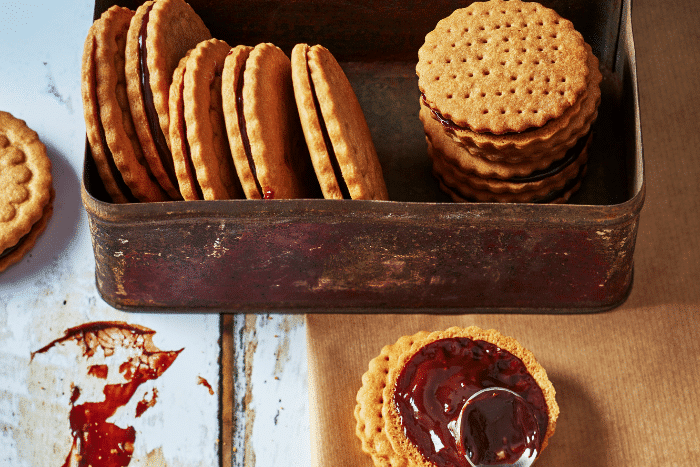 Biscuits fourrés au chocolat