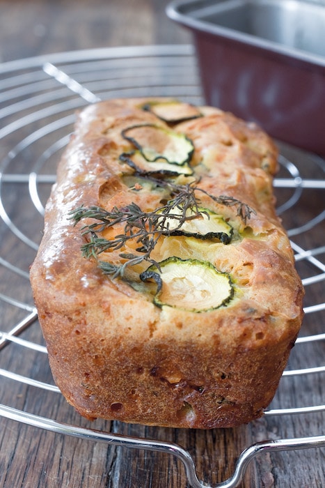recette de Cake aux courgettes et au chèvre