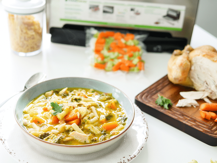 recette de Soupe de pâtes au poulet et aux légumes
