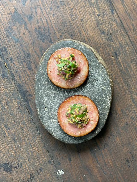 recette de Saucisse de Morteau rôtie aux anchois