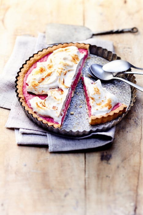 tarte framboise meringuée à la rhubarbe