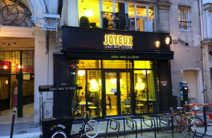 Café Joyeux Paris