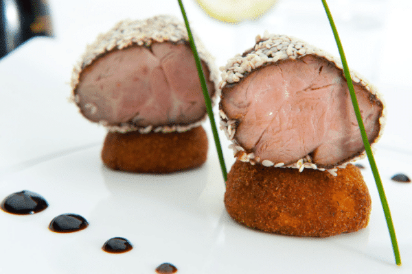 Gigot d’agneau aux flageolets, le savoureux classique - Kiss My Chef