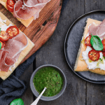 Focaccia aux tomates cerises et jambon