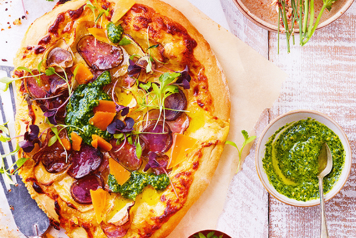 Pizza blanche et pesto printanier