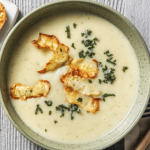 Soupe de céleri rave à la pomme