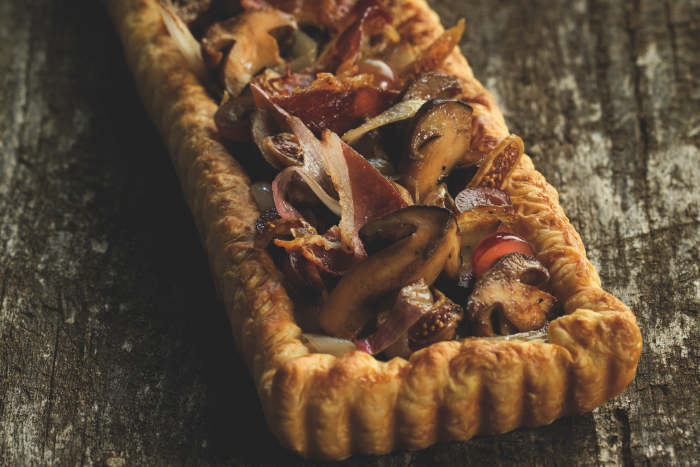 Tarte fine aux cèpes