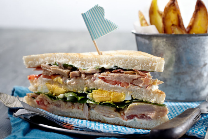 Club sandwich aux filets de thon