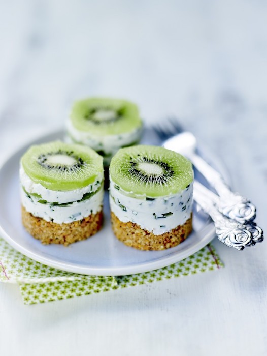 recette de Petits cheesecakes salés aux kiwis