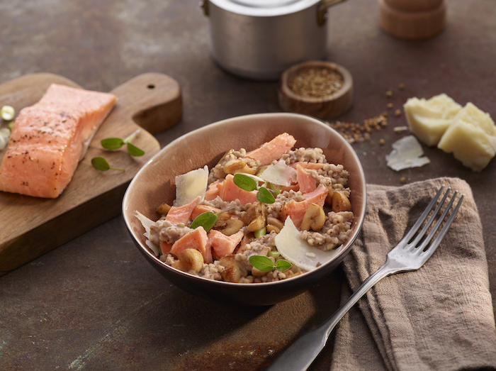 Risotto de sarrasin au saumon et légumes