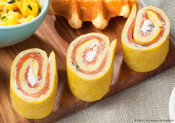 Mini-omelettes roulées au saumon fumé - Kiss My Chef