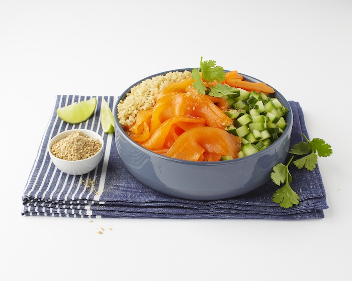 recette de Poke bowl à la truite fumée