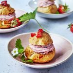 recette de Petits choux à la mousse de fraises