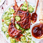 Côtelettes d’agneau laquées