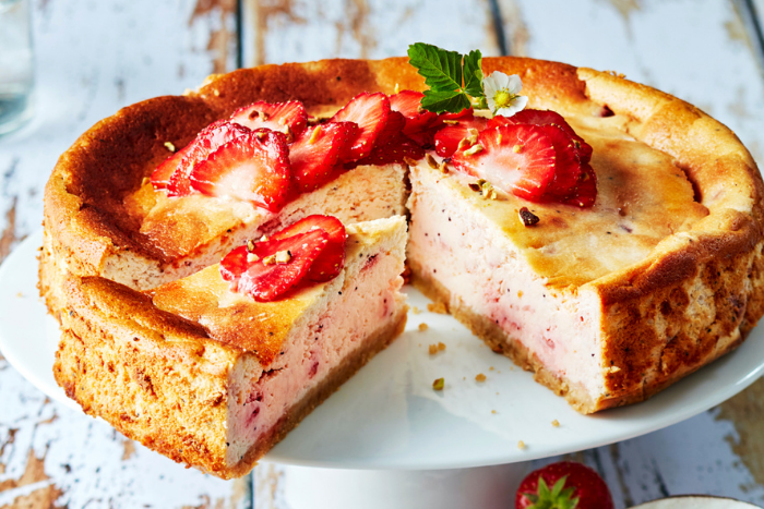 Cheesecake aux fraises et pistaches