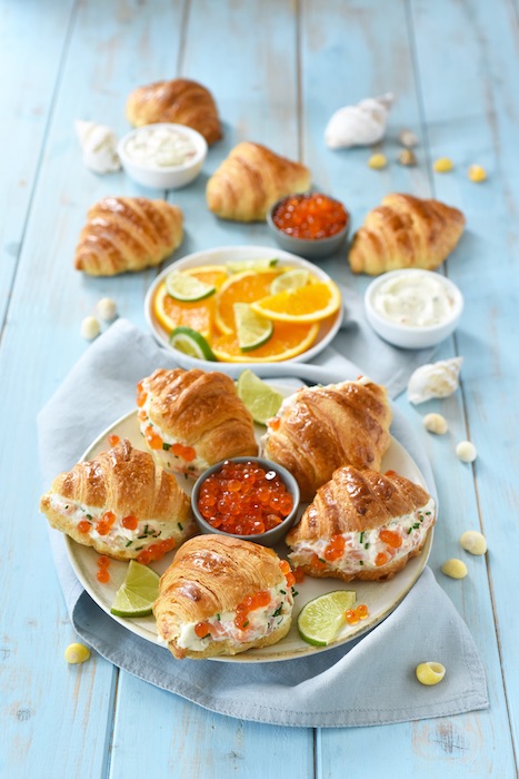 Mini-croissants farcis au fromage