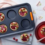 Tartelettes à la crème de framboises et de roses