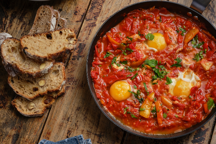 Shakshouka de tomates Romaine