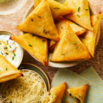 Samossas de poulet aux épices et à l’Etivaz