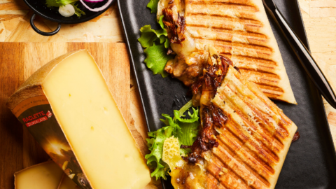 Panini à l’effiloché de canard