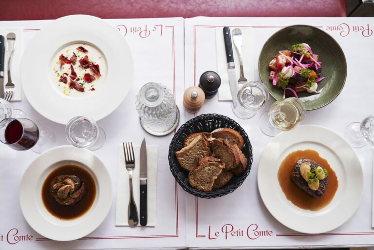 Le Petit Comte Boulogne