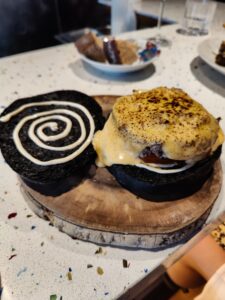Black Smoky Burger
