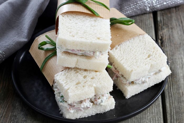 Mini sandwichs à la Fourme d’Ambert