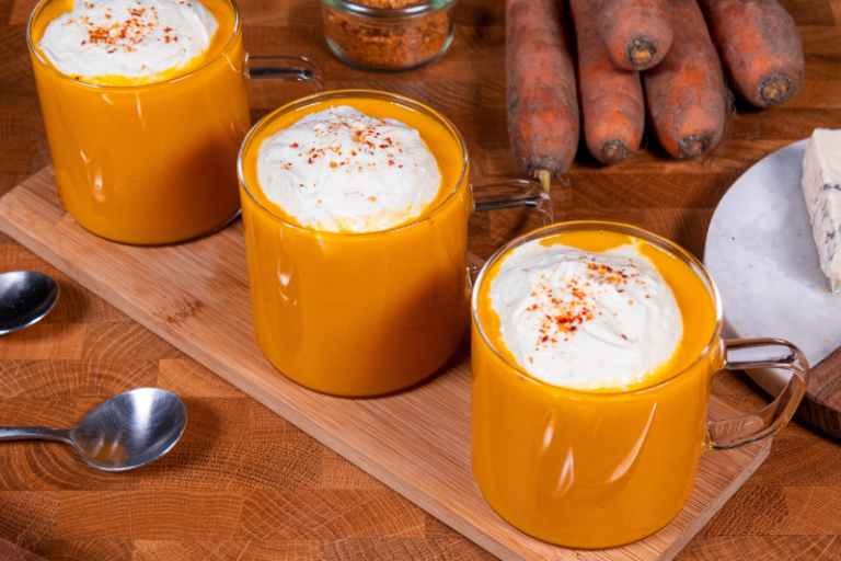 Velouté de carottes des sables en cappuccino