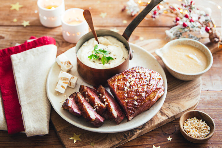 Magret rôti et sauce au nougat