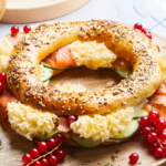 Couronne bagel au saumon