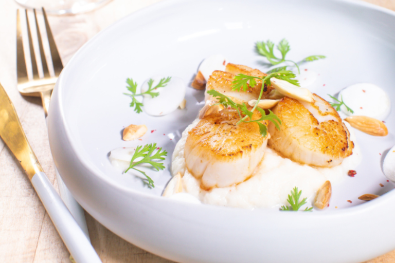 Saint-Jacques céleri et amandes