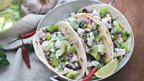 Tacos de ceviche de cabillaud au kiwi