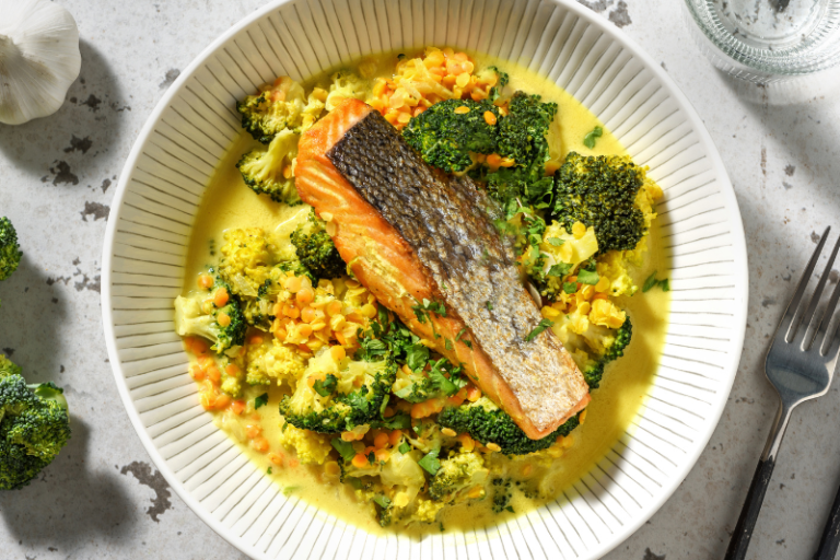 Poêlée de lentilles au saumon et au brocoli