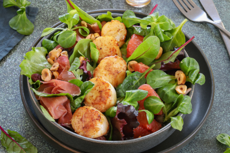 Salade de mâche et jeunes pousses