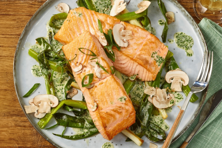 Saumon à la mousse de cerfeuil