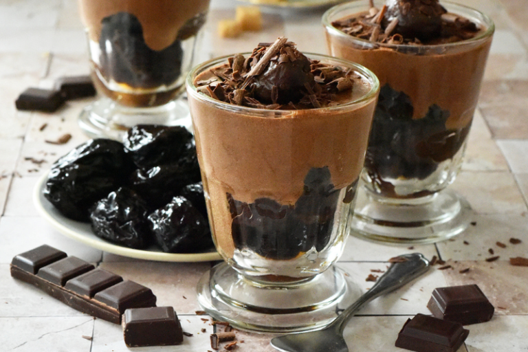 Mousse au chocolat aux pruneaux d’Agen