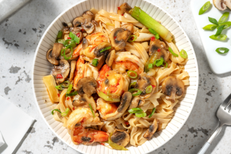 Nouilles chow fun aux crevettes