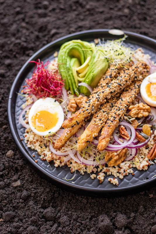 recette de Salade d’asperges panées au sésame