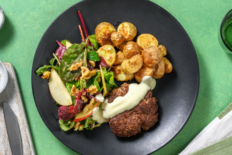 Steak haché à la sauce au camembert