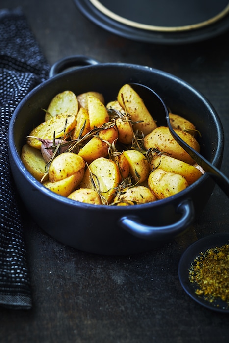 Pommes de terre primeurs rôties en cocotte