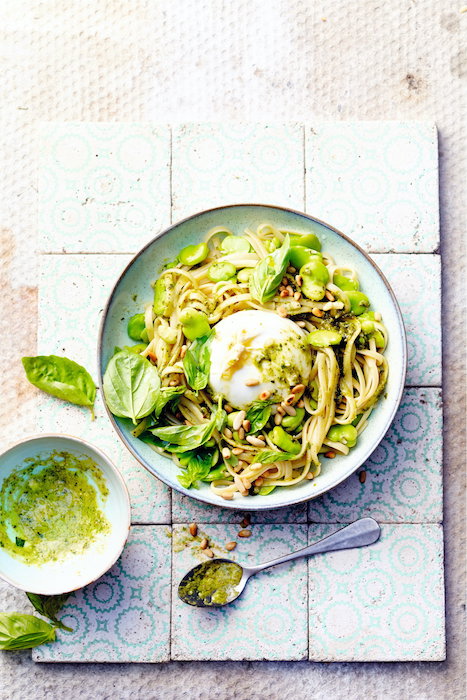 Linguine aux fèves et pesto