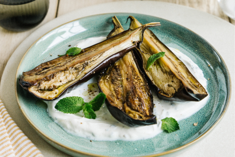Aubergines rôties au fromage frais