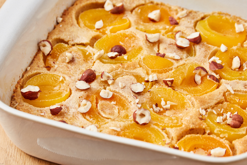 Clafoutis aux abricots et noisettes