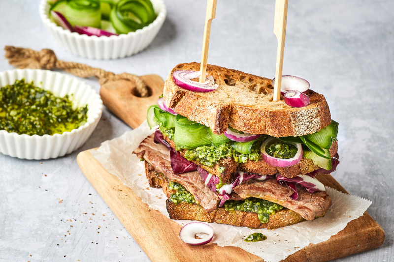 Club-sandwich au gigot d’agneau