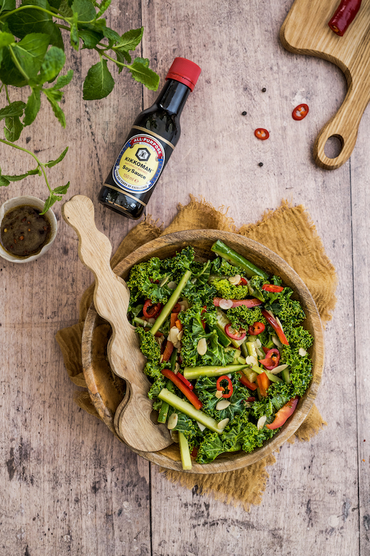 recette de Salade de kale au piment et aux amandes