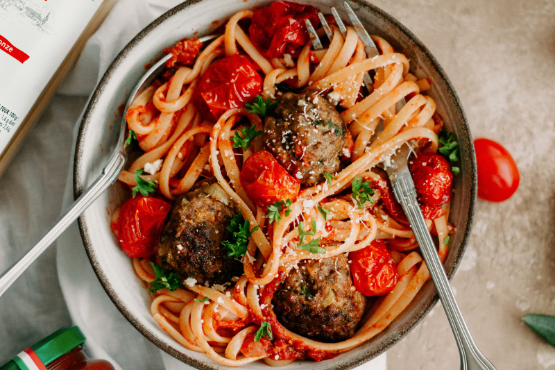 Linguine aux boulettes de viande