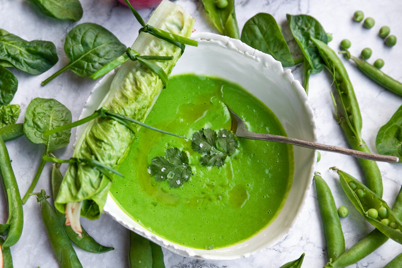 Velouté de petits pois et pommes